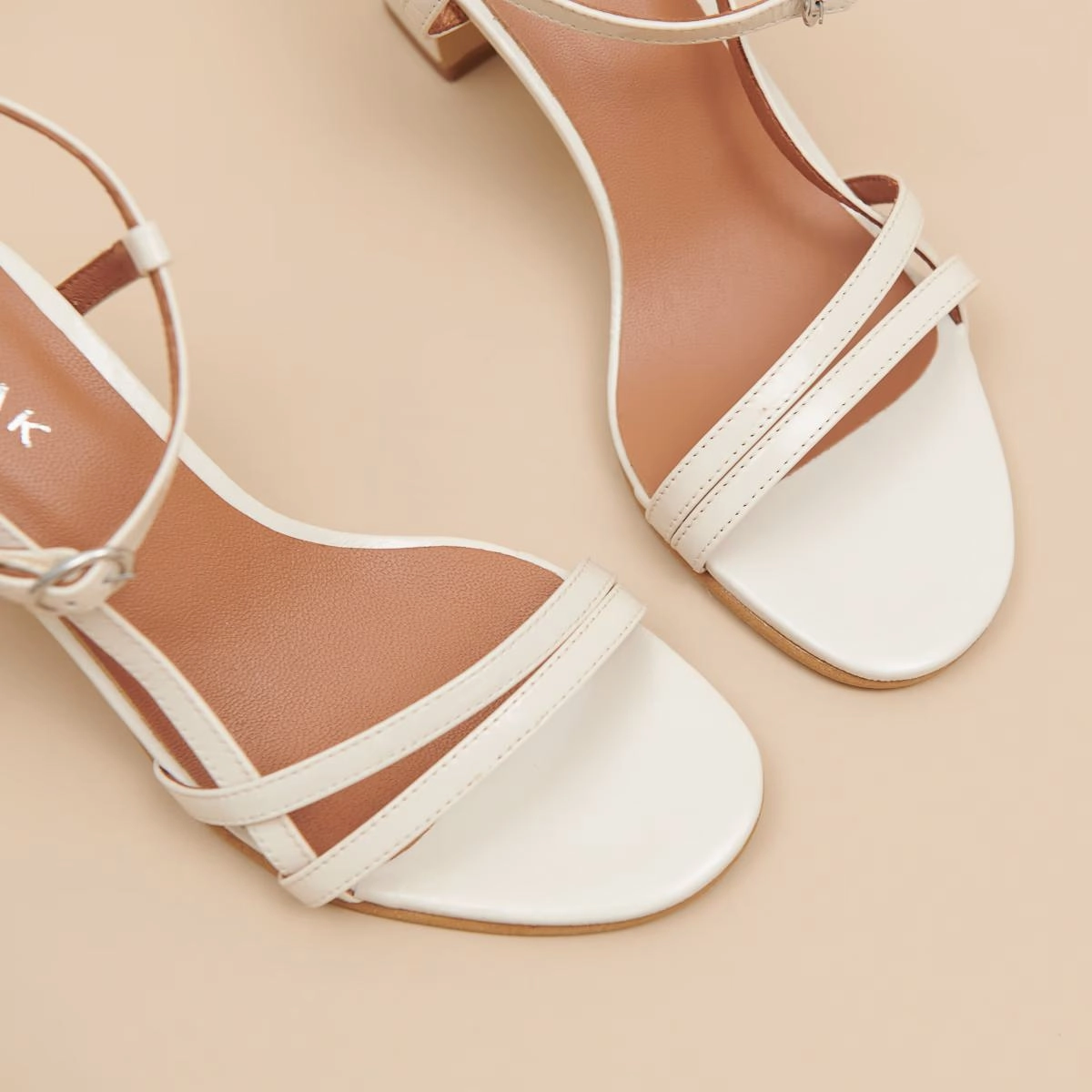088-t Vicomte Cuir Brillan Ecru Stylish Footwear