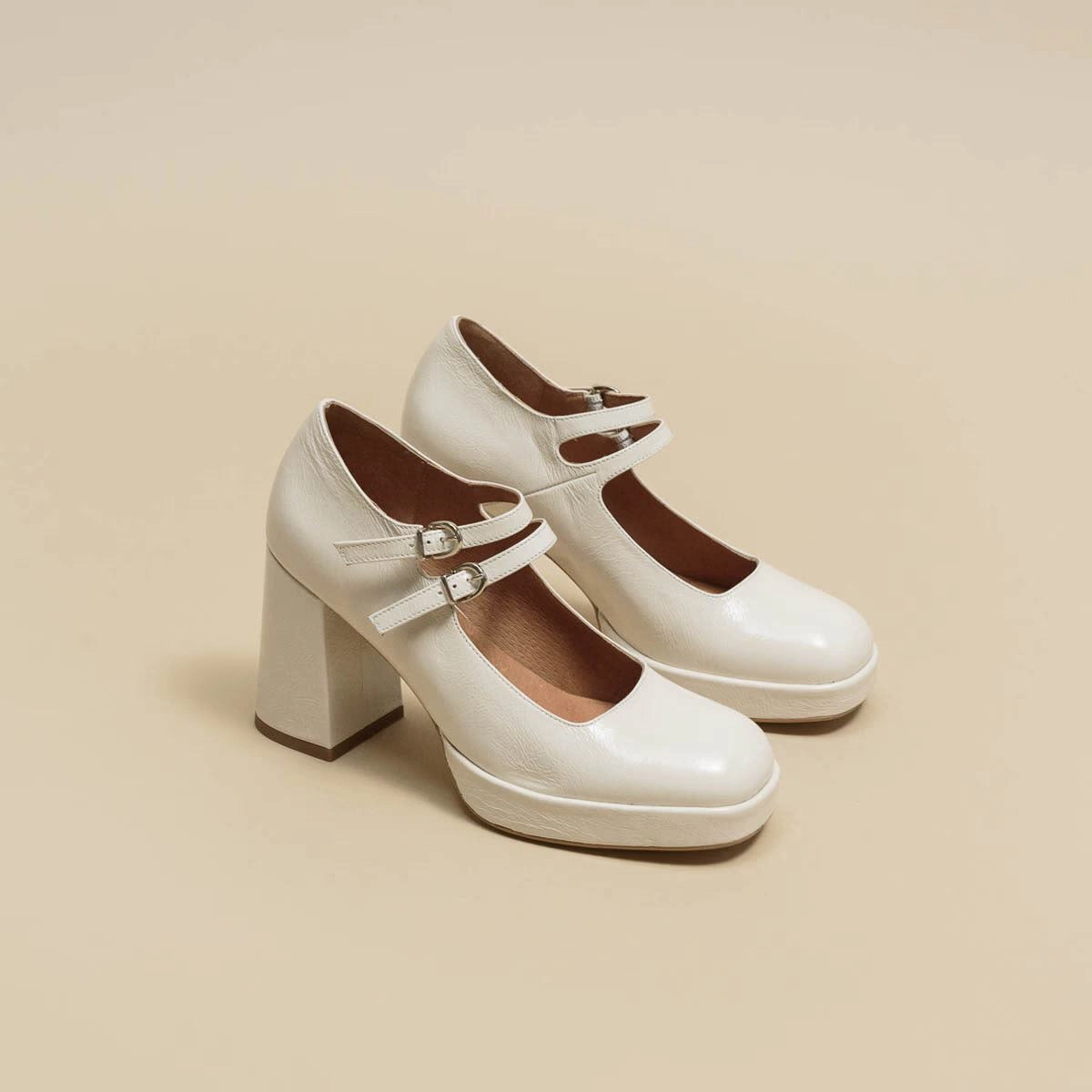 088- Verite Cuir Brillant Ecru Stylish Footwear