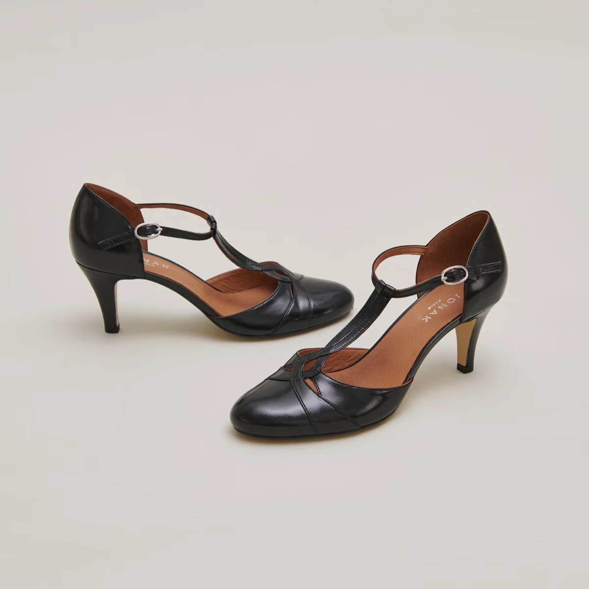 088- Vermeil Cuir Noir Jonak women's stylish shoes with modern design