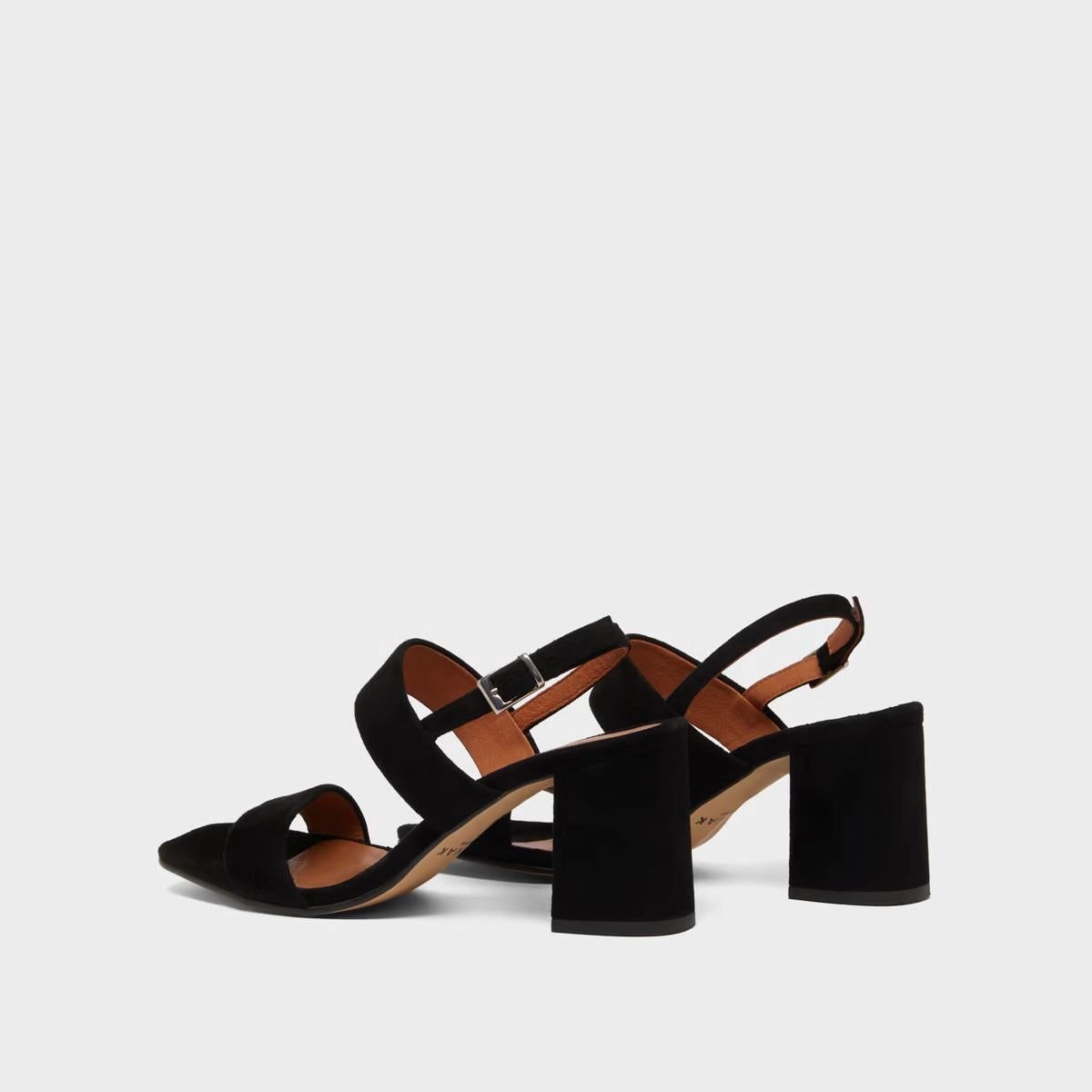 088- Vico Velours Noir Stylish Footwear