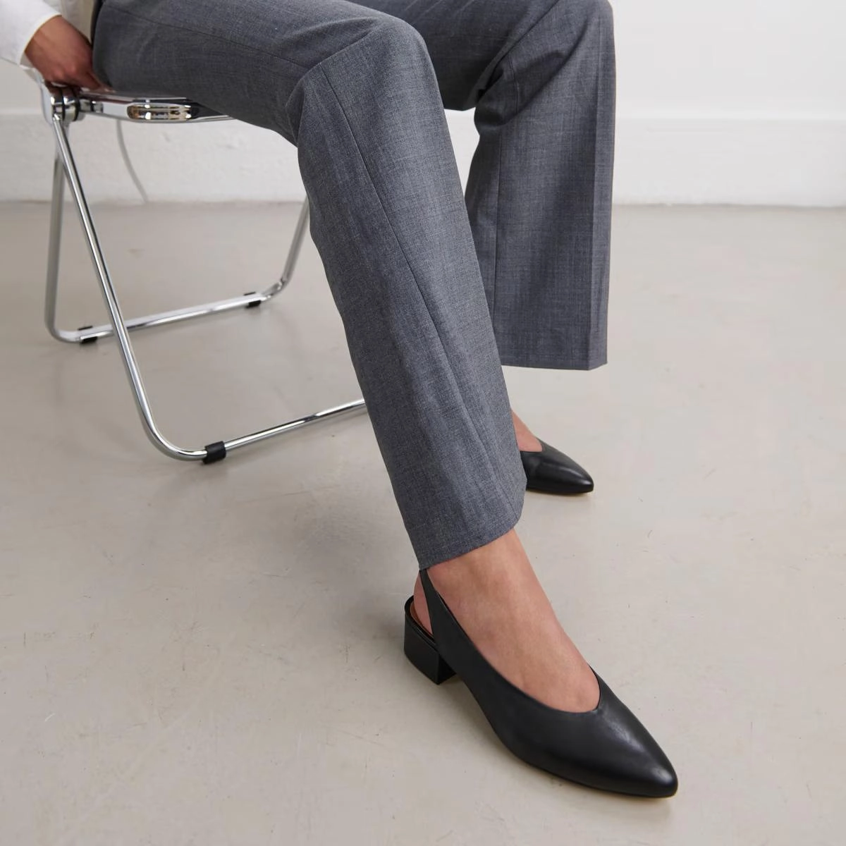 088- Vince Cuir Noir Stylish Footwear