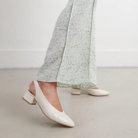 088- Vince Cuir Vieilli Ecru Jonak women's stylish shoes with modern design