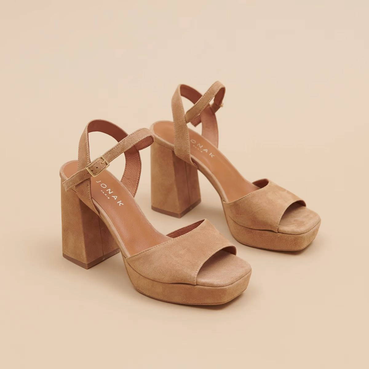 088- Vlada Velours Camel Jonak women's stylish shoes with modern design