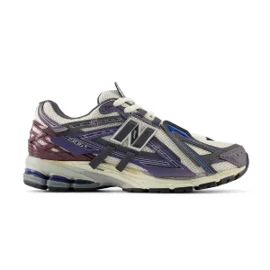 1906A 'Inkwell' New Balance retro-inspired sneakers