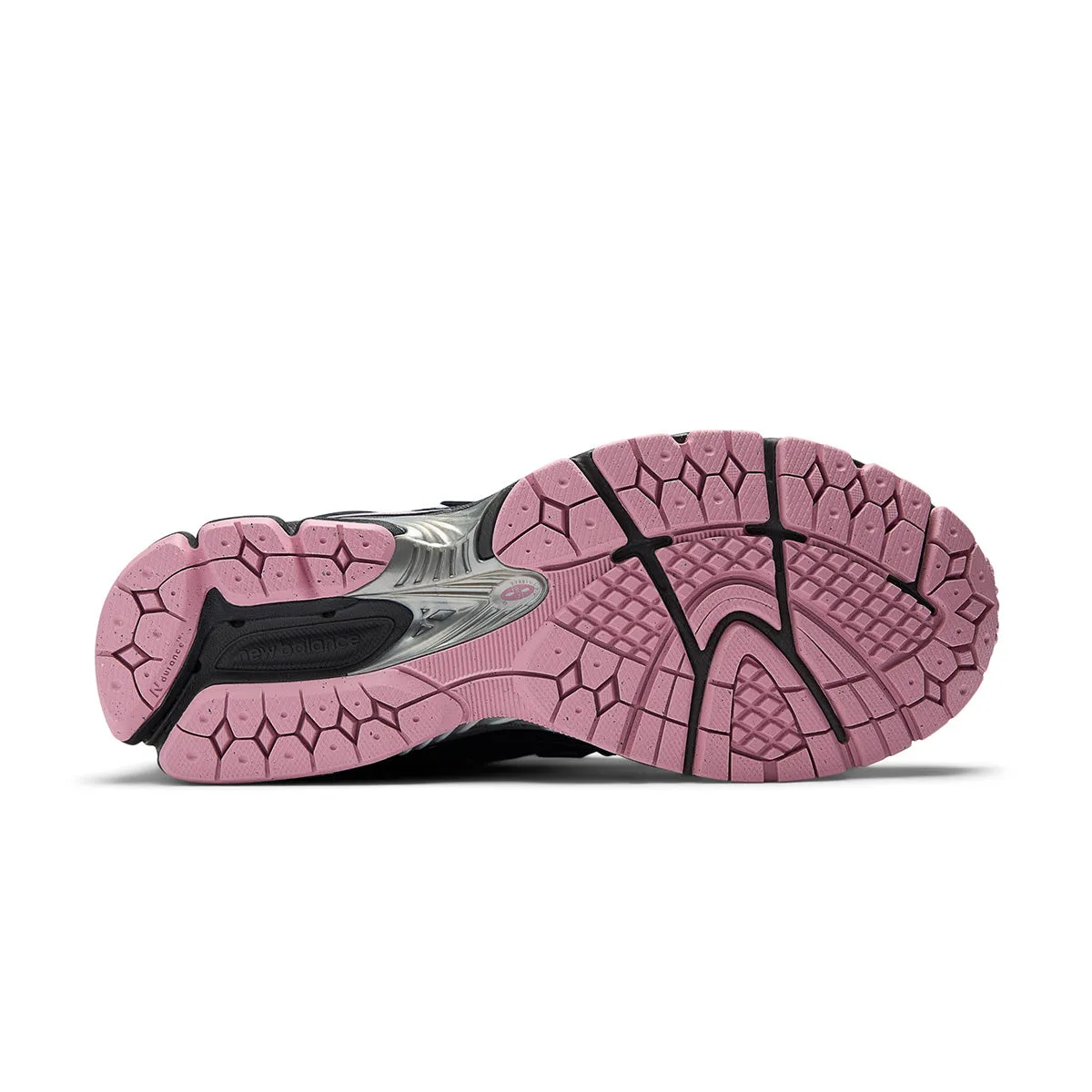 1906R 'Eclipse Pink Taffy' New Balance sneaker close-ups