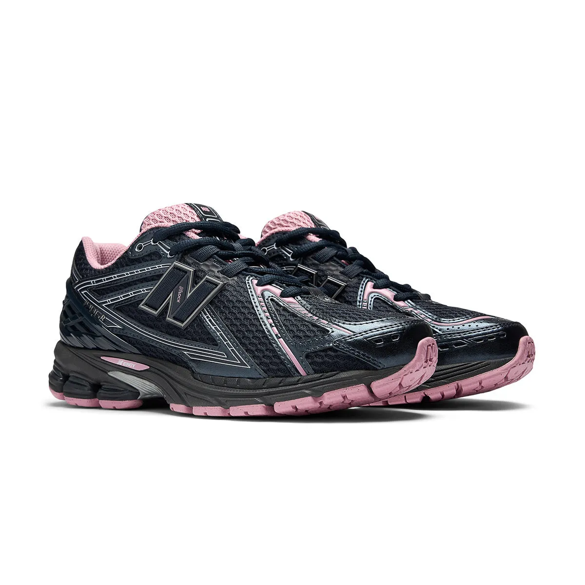 1906R 'Eclipse Pink Taffy' New Balance sneaker close-ups