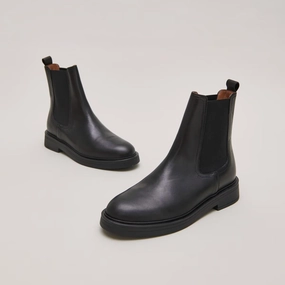 225- Agen Cuir Noir Jonak women's stylish shoes with modern design