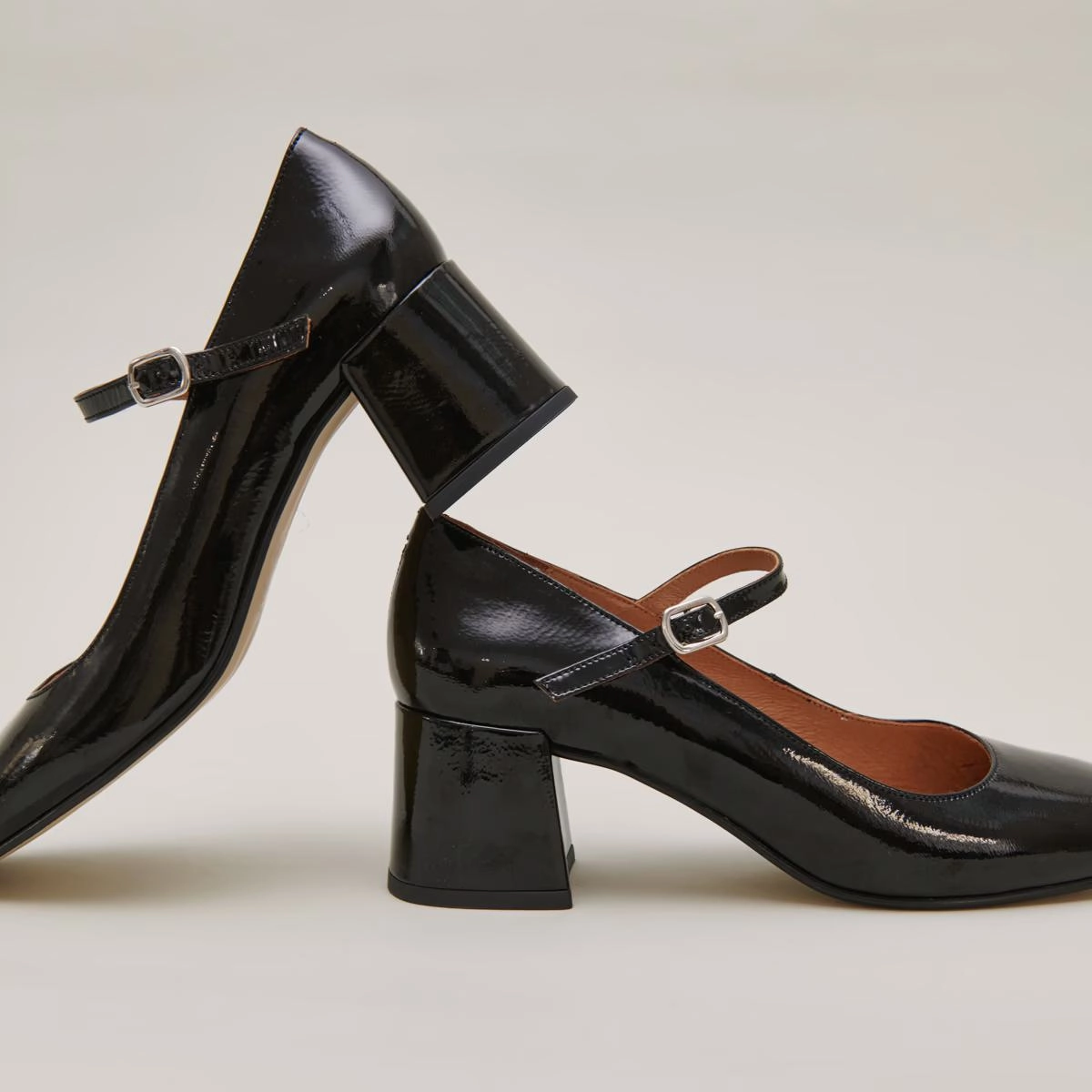 225- Alienor Vernis Noir Stylish Footwear