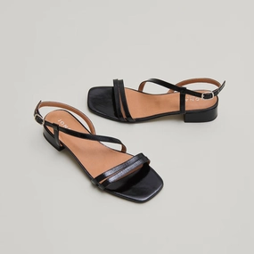 225- Anaya Cuir Brillant Noir Jonak women's stylish shoes with modern design