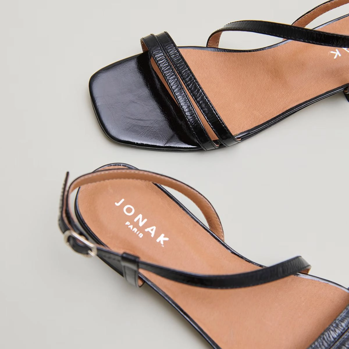 225- Anaya Cuir Brillant Noir Stylish Footwear