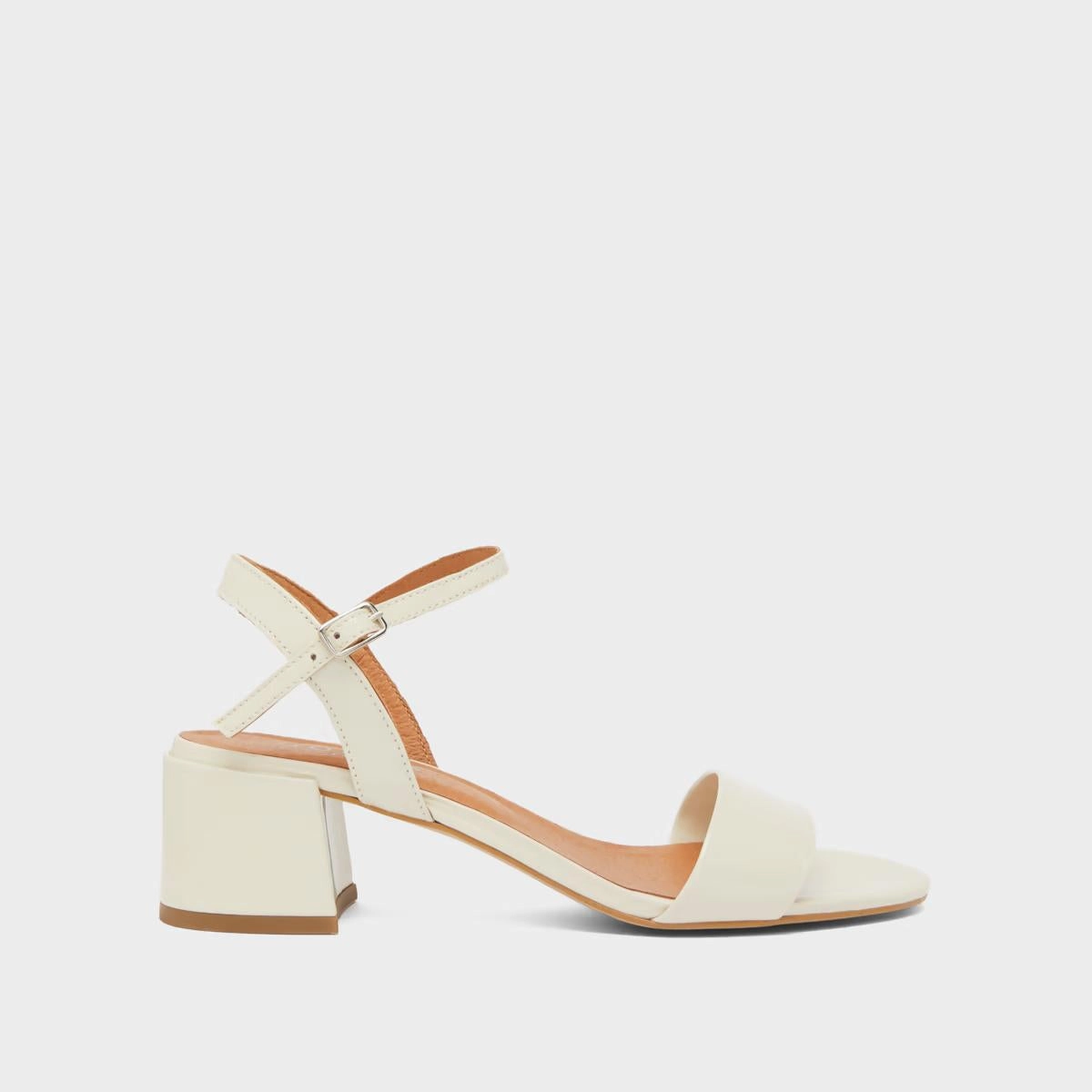 225- Anker Bis Vernis Ecru Stylish Footwear
