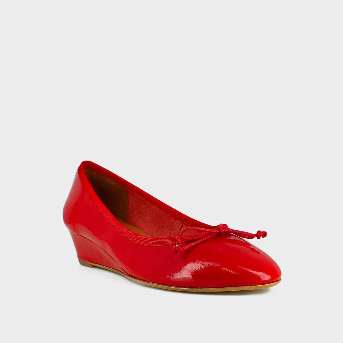225-e Airelle Vernis Pliss Rouge Stylish Footwear