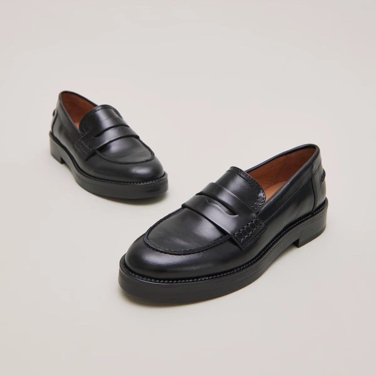 225- Mirna Cuir Noir Stylish Footwear