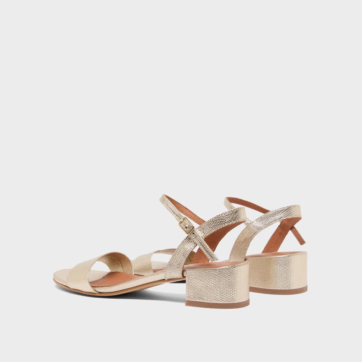 225-se Via Bis Rept Metalli Or Stylish Footwear