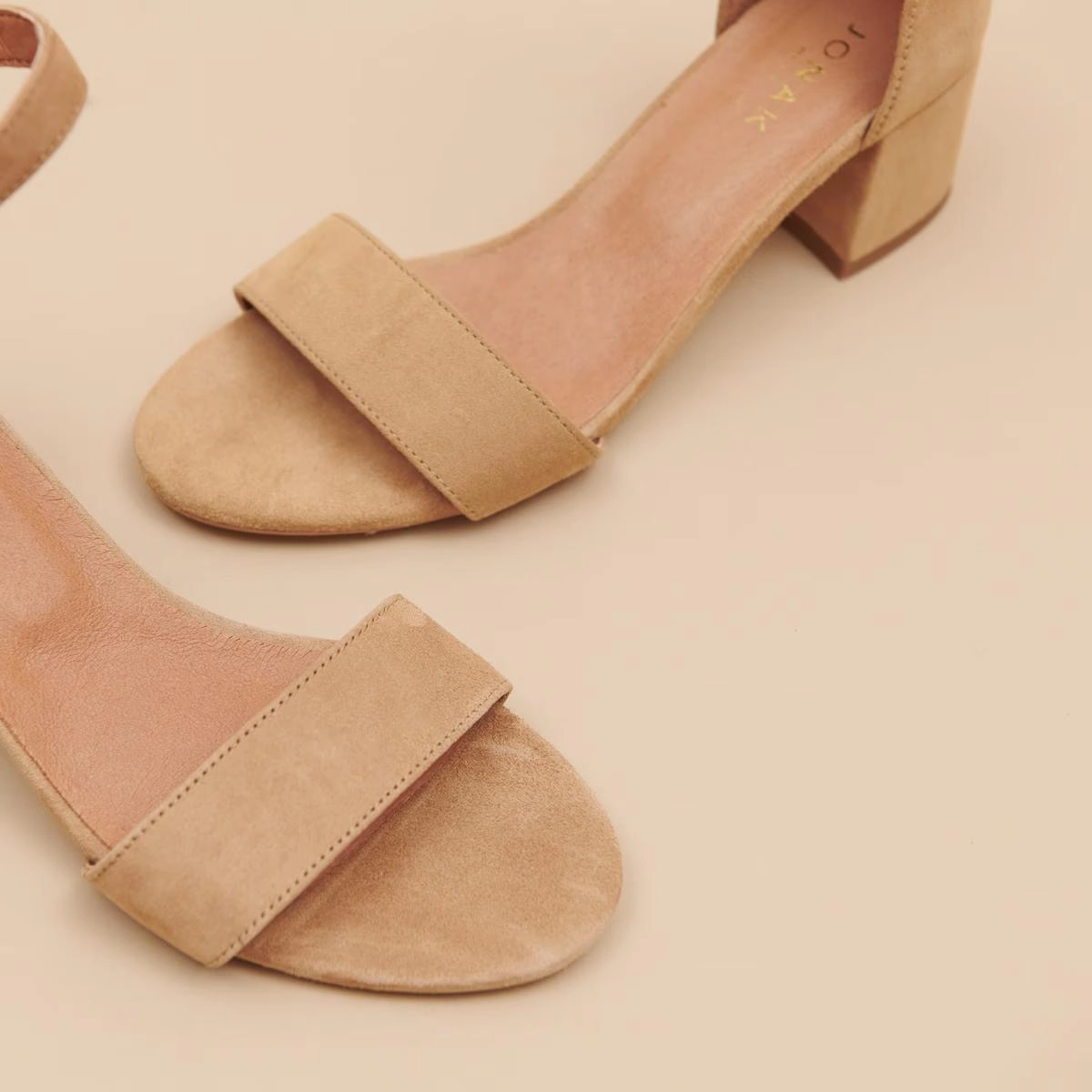 225- Verdi Velours Camel Stylish Footwear
