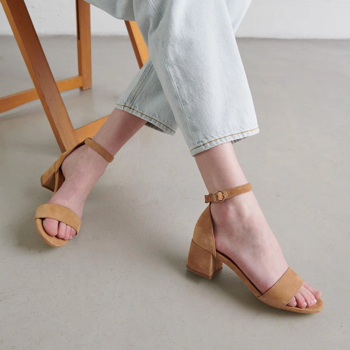 225- Verdi Velours Camel Stylish Footwear
