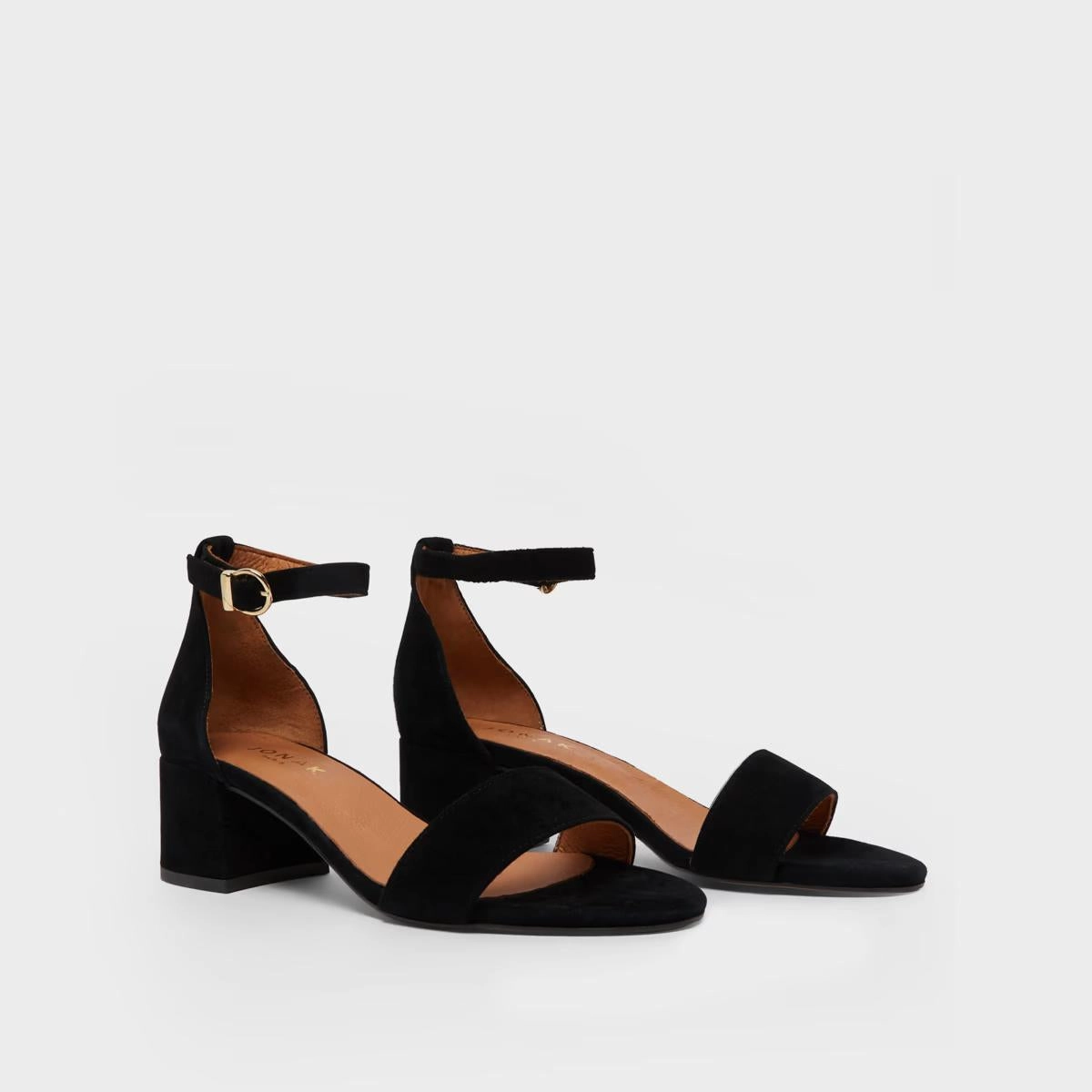 225- Verdi Velours Noir Stylish Footwear