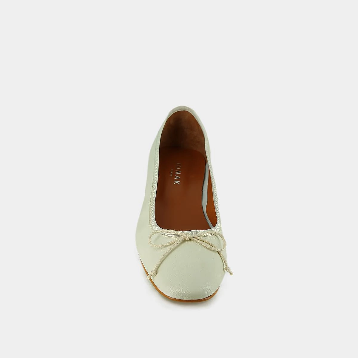 264- Dadou Cuir Ecru Stylish Footwear