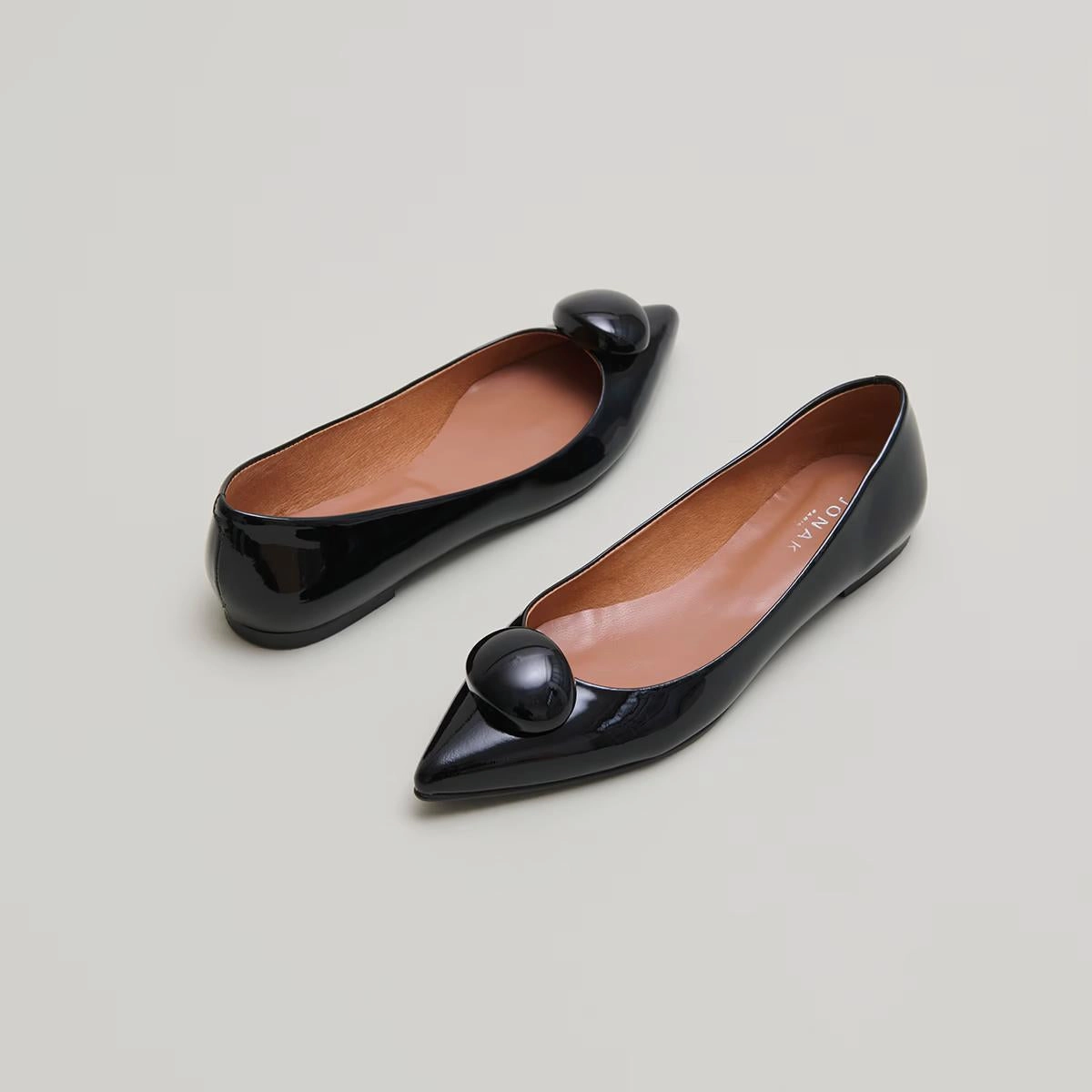 264- Dalido Vernis Noir Stylish Footwear