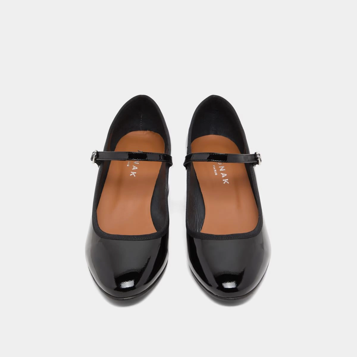 264- Dalmatie Vernis Noir Stylish Footwear