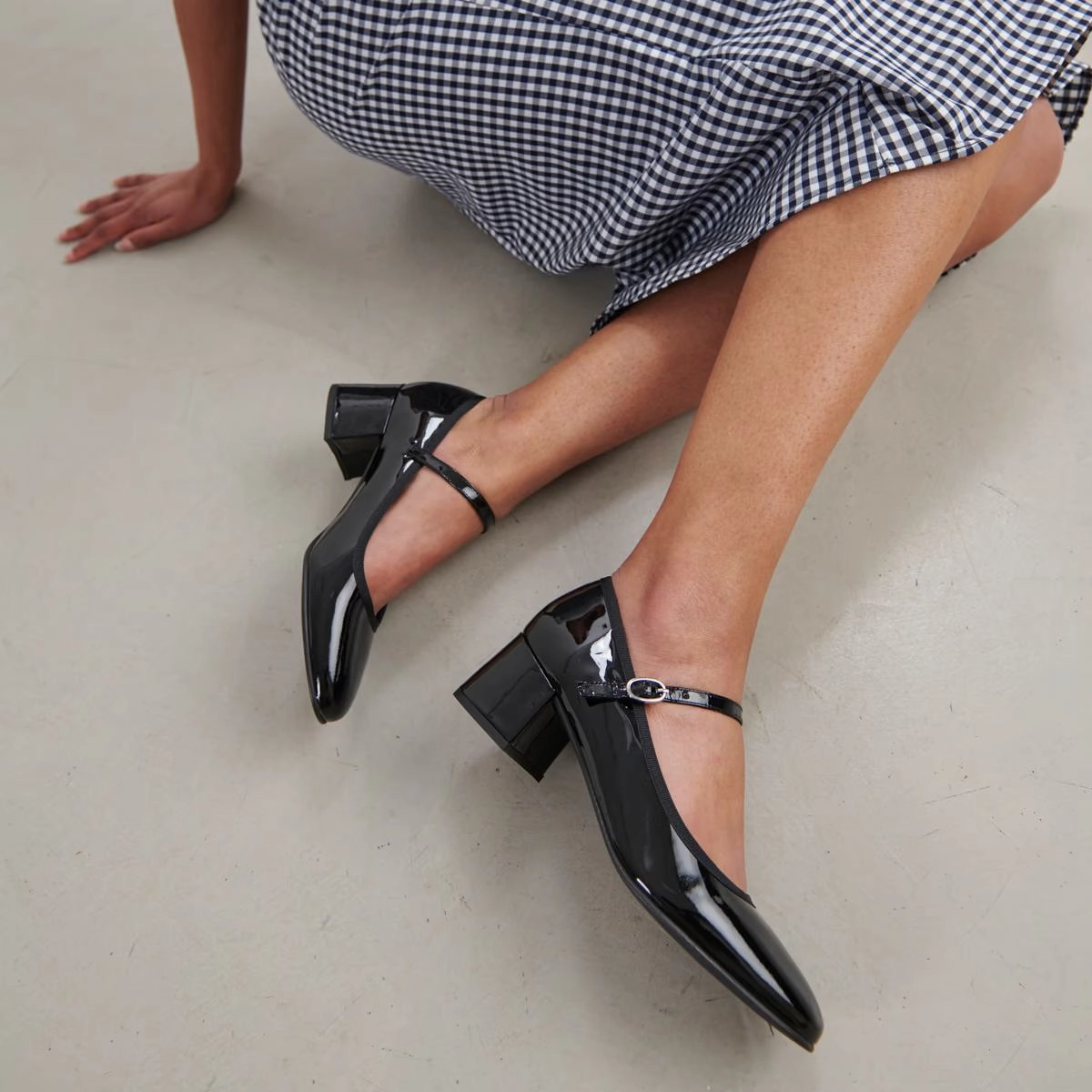 264- Dalmatie Vernis Noir Stylish Footwear