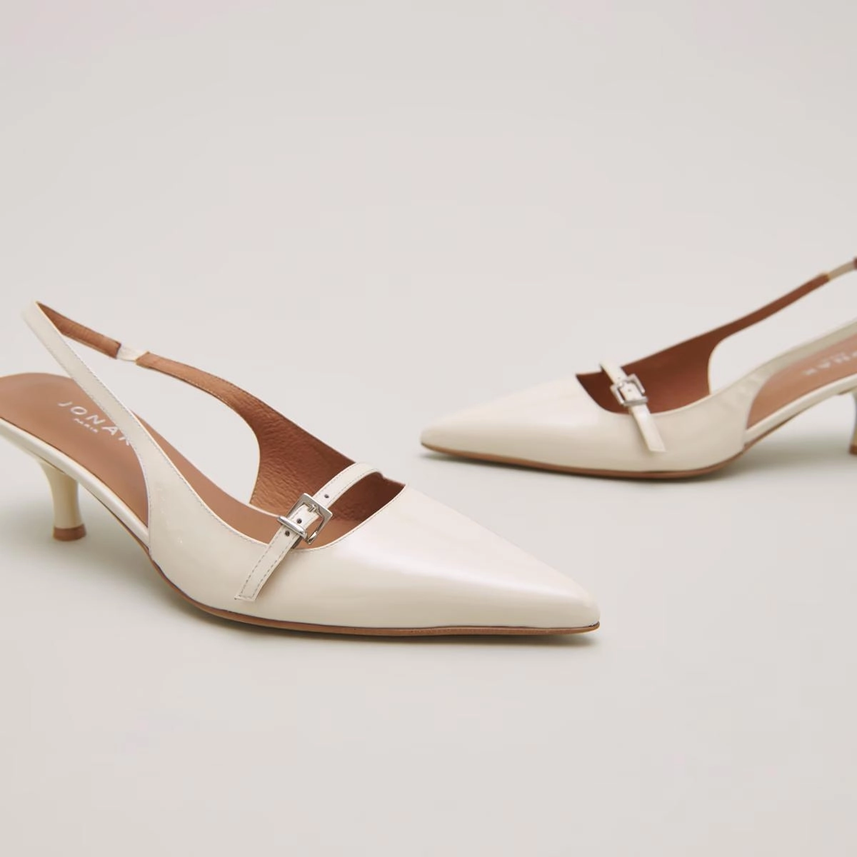 264- Damoiselle Vernis Ecru Stylish Footwear