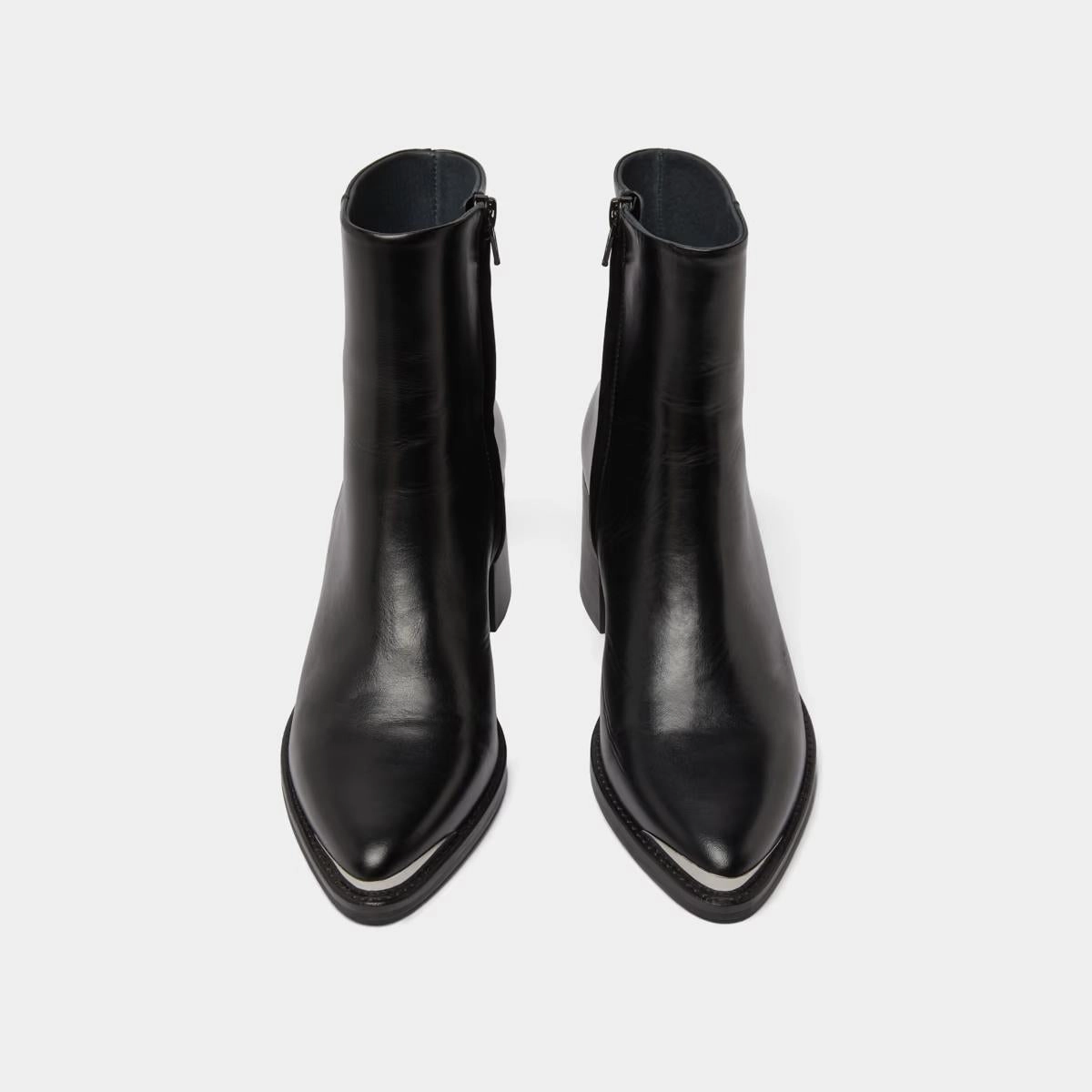 264- Delo Cuir Noir Stylish Footwear