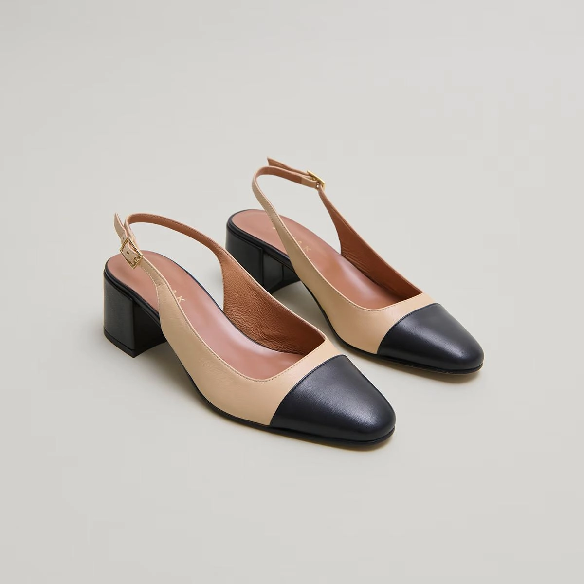 264- Dhapon Cuir/cuir Noir-beige Stylish Footwear
