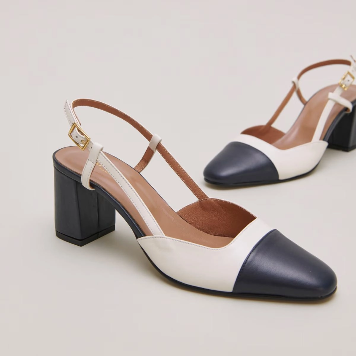 264- Dhapop Cuir Marine-ecru Stylish Footwear