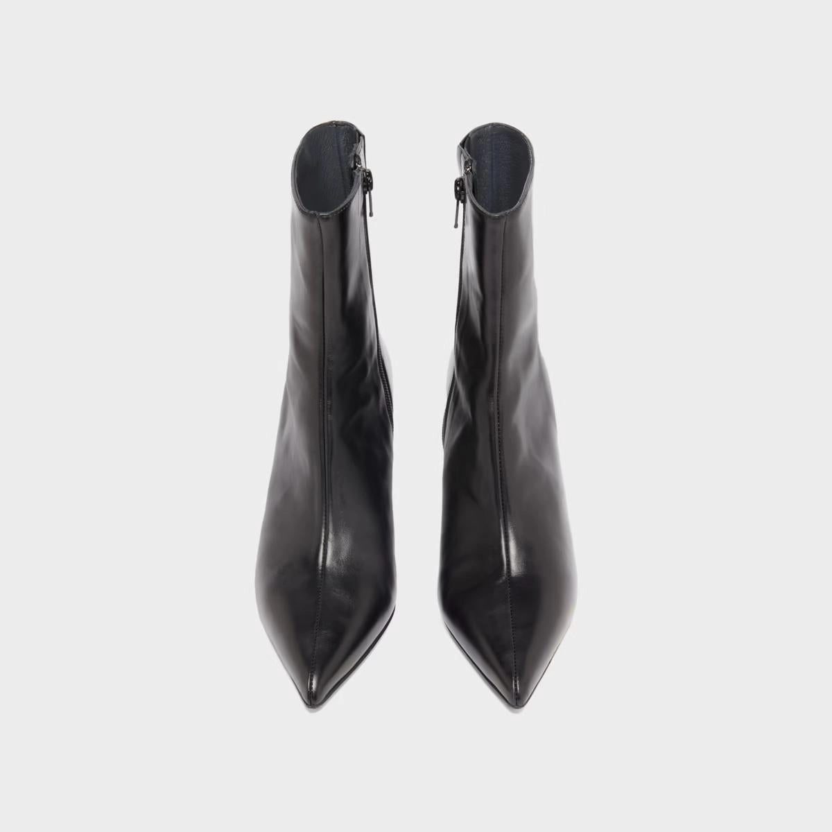 264- Diem Cuir Noir Stylish Footwear