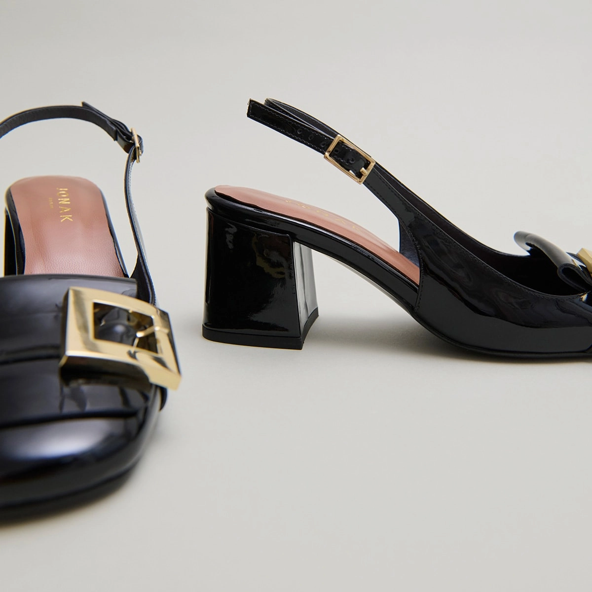 264- Dolma Vernis Noir Stylish Footwear