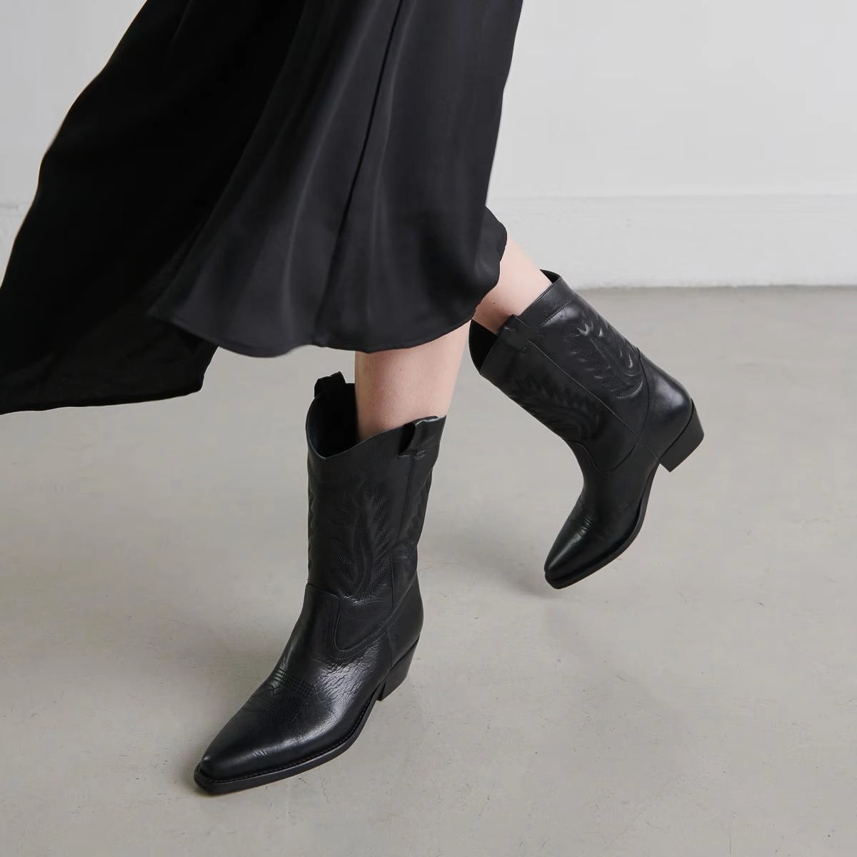 264- Donatella Cuir Noir Stylish Footwear