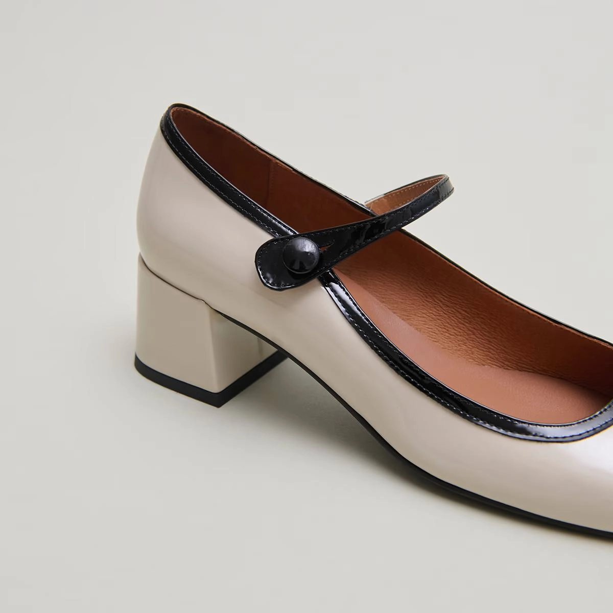 264- Donzai Vernis/vernis Ecru-noir Stylish Footwear