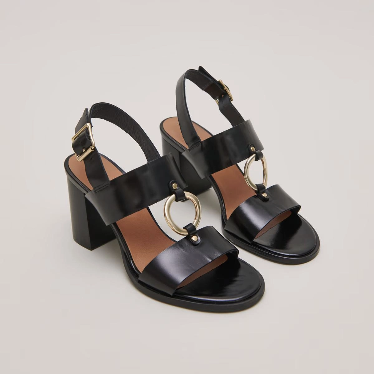 264- Dore Cuir Noir Jonak women's stylish shoes with modern design