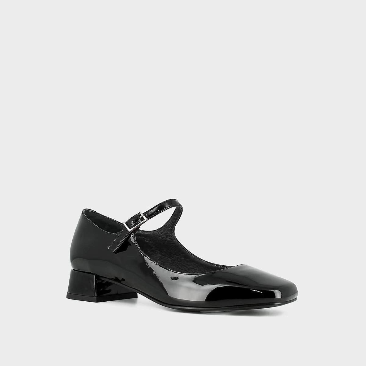 264- Dulci Vernis Noir Stylish Footwear