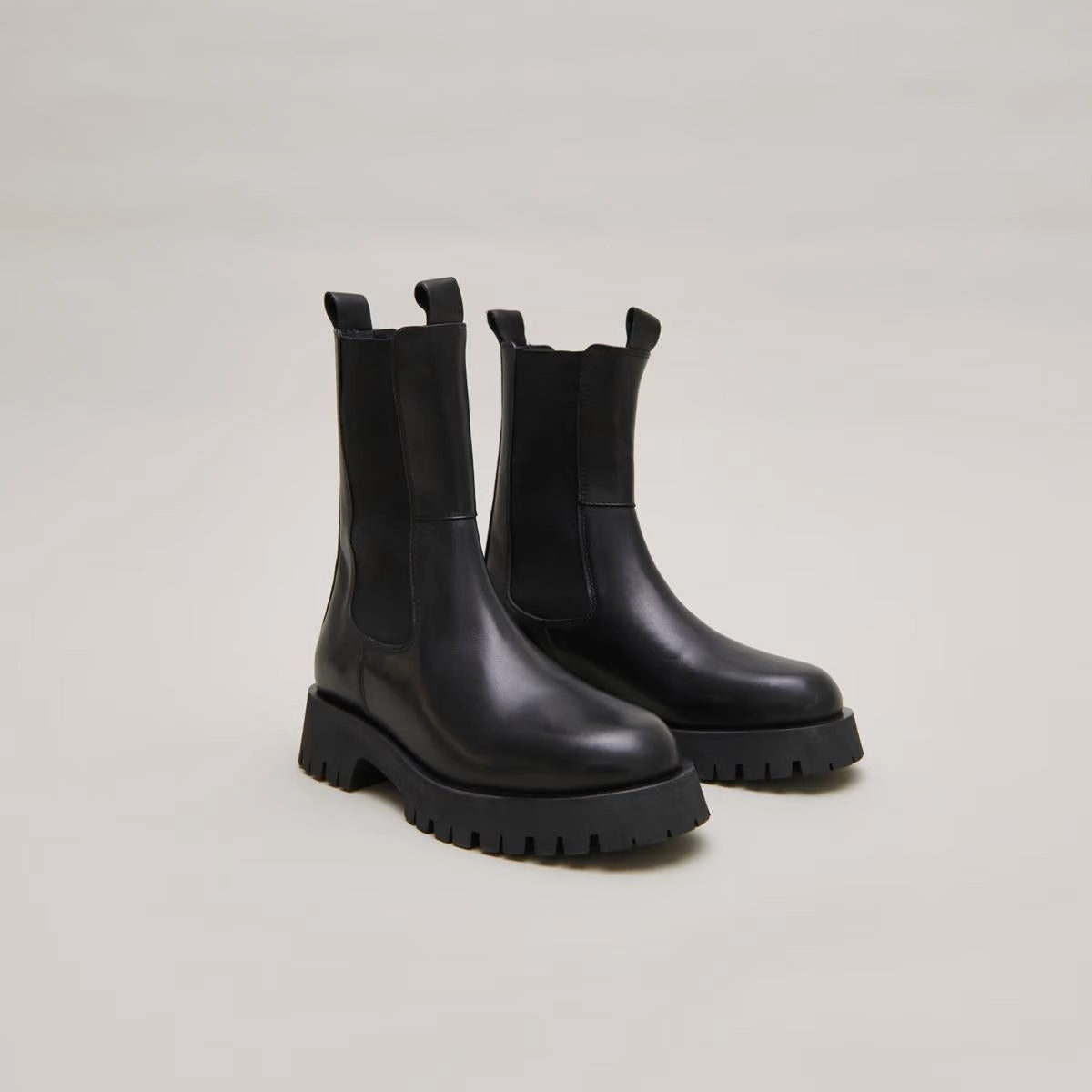 264- Ridle Cuir Noir Jonak women's stylish shoes with modern design
