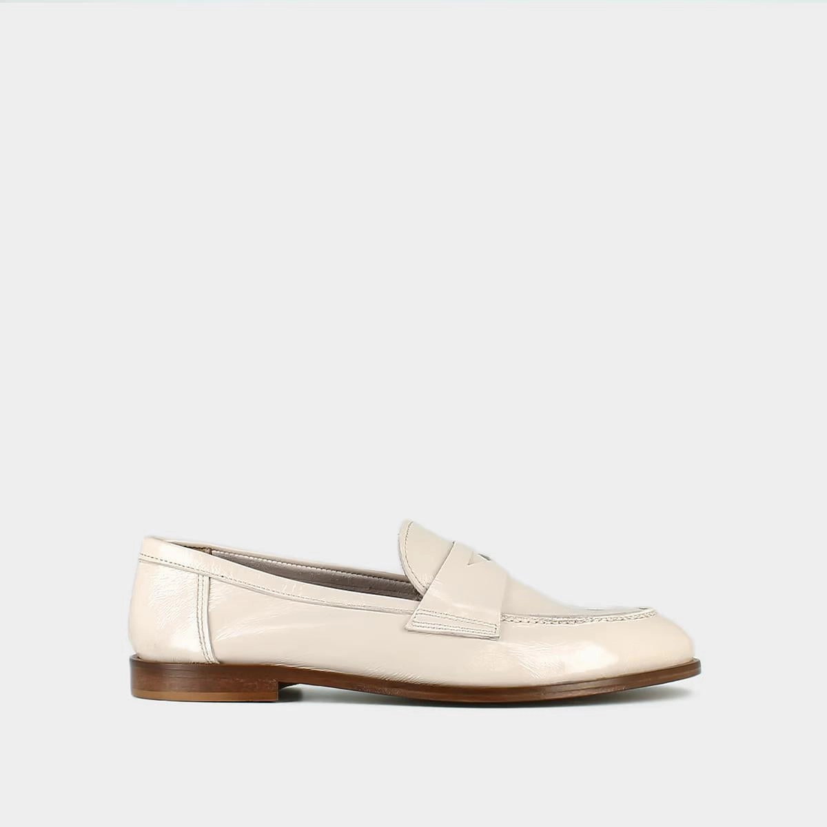 264- Thelma Vernis Plisse Ecru Stylish Footwear