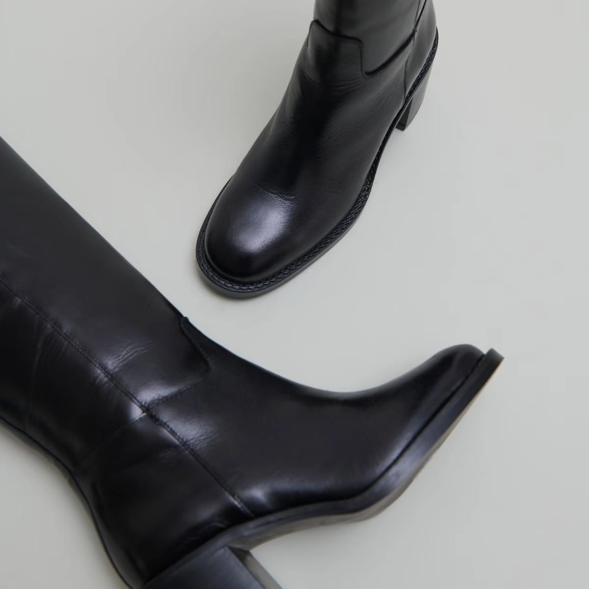 429- Bonnie Cuir Noir Stylish Footwear