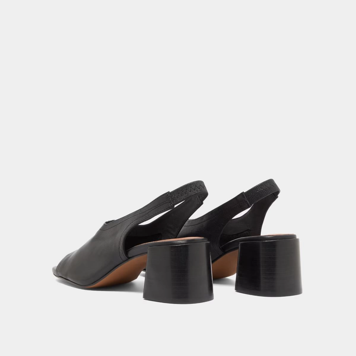 429- Brownie Cuir Noir Stylish Footwear