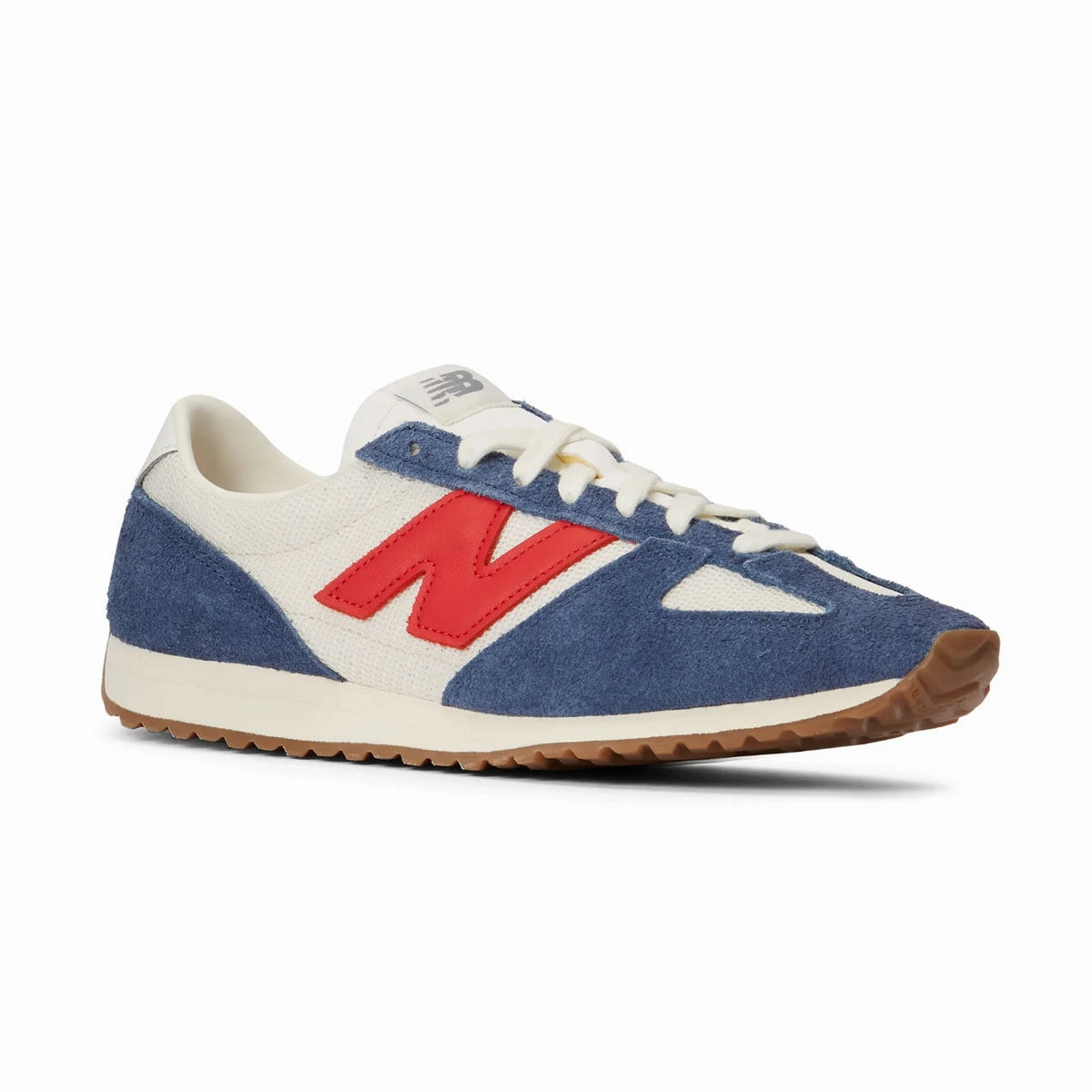 471 'Navy Linen' New Balance sneaker close-ups