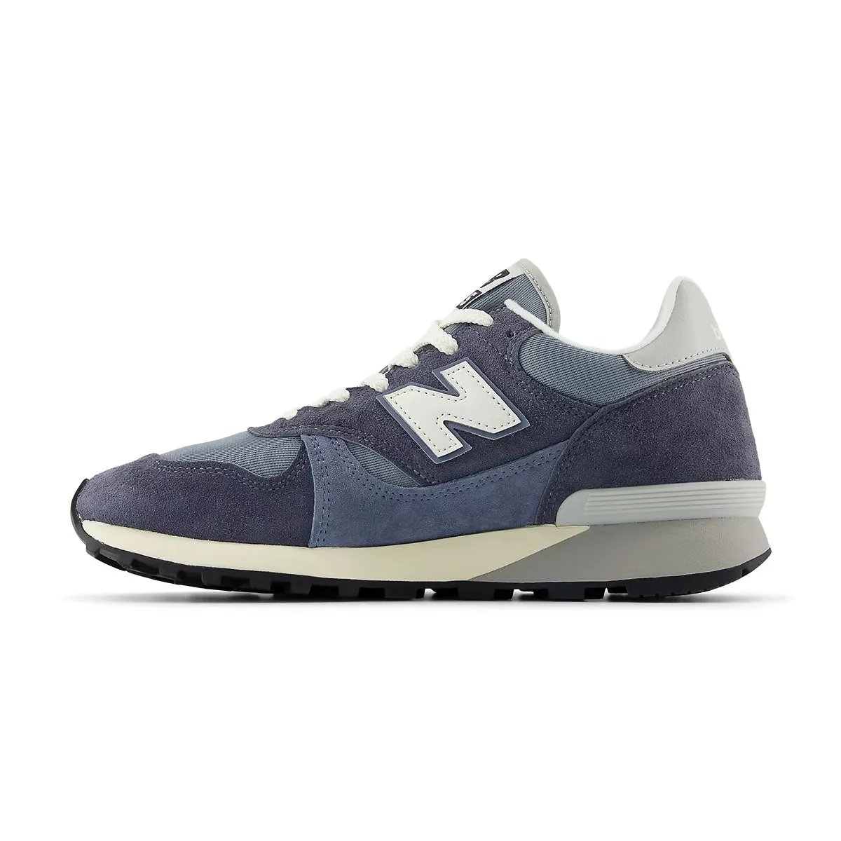 475 'Steel Dark Artic' New Balance sneaker close-ups