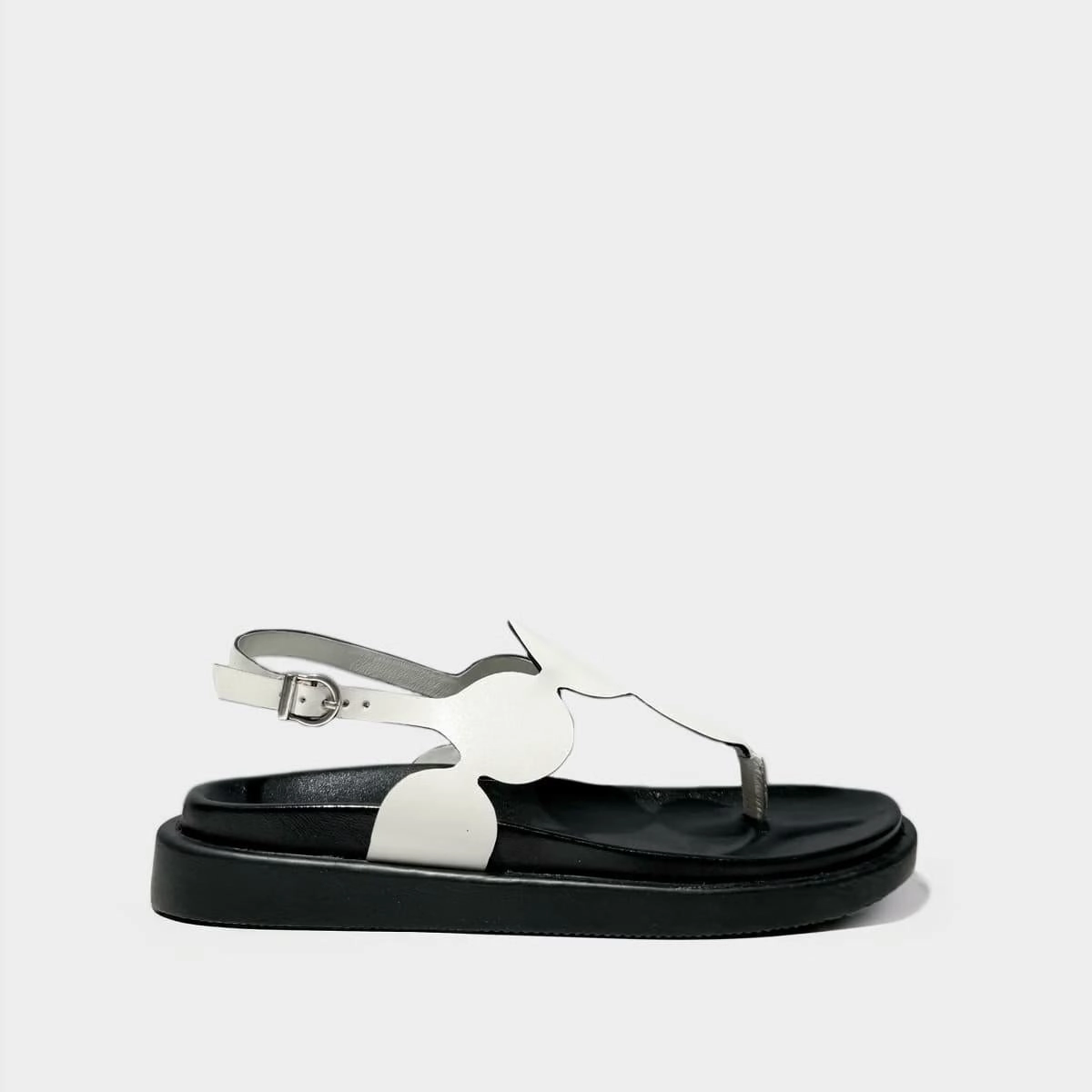 498- Wind Cuir Ecru Jonak women's stylish shoes with modern design