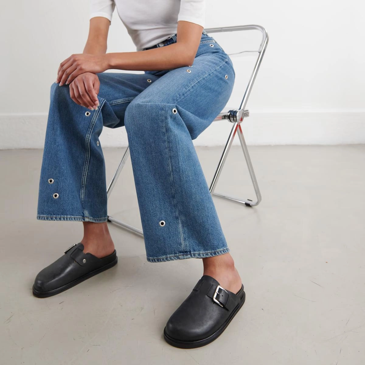 498- Woopi Cuir Noir Jonak women's stylish shoes with modern design
