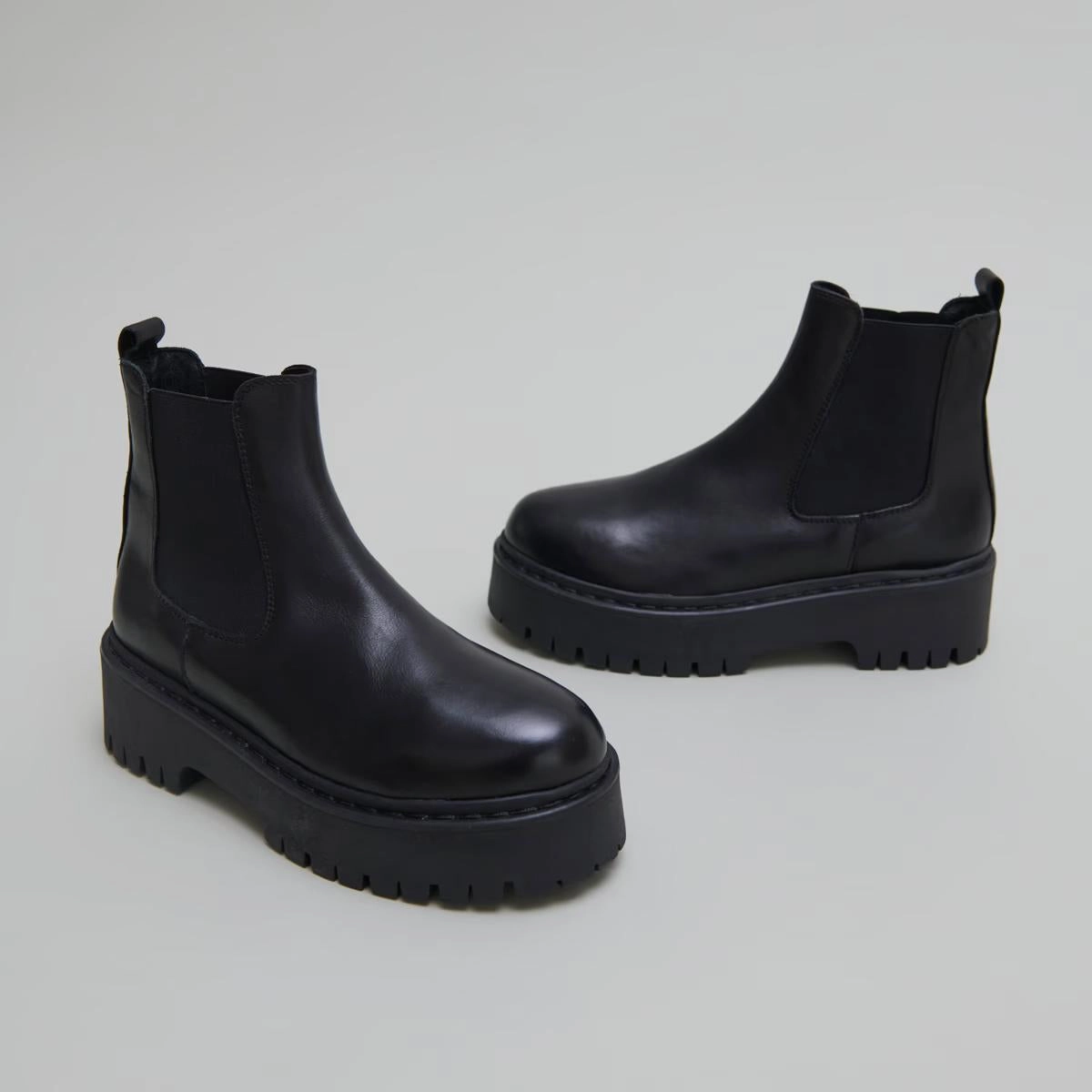 525- Ravie Cuir Noir Stylish Footwear