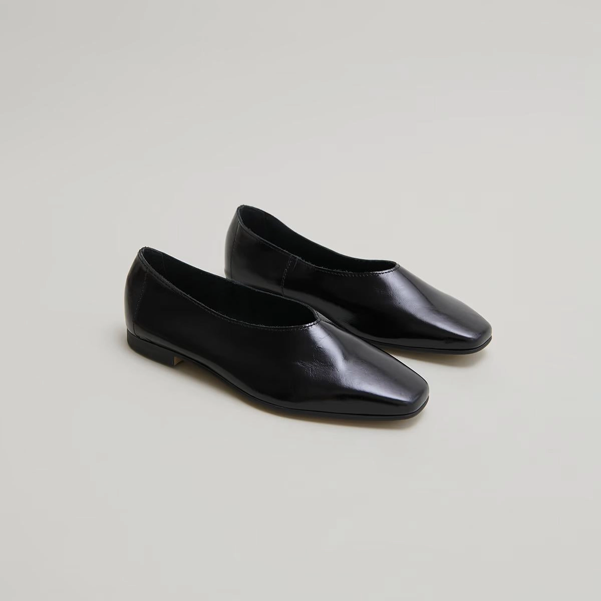 585- Lea Vernis Plisse Noir Stylish Footwear