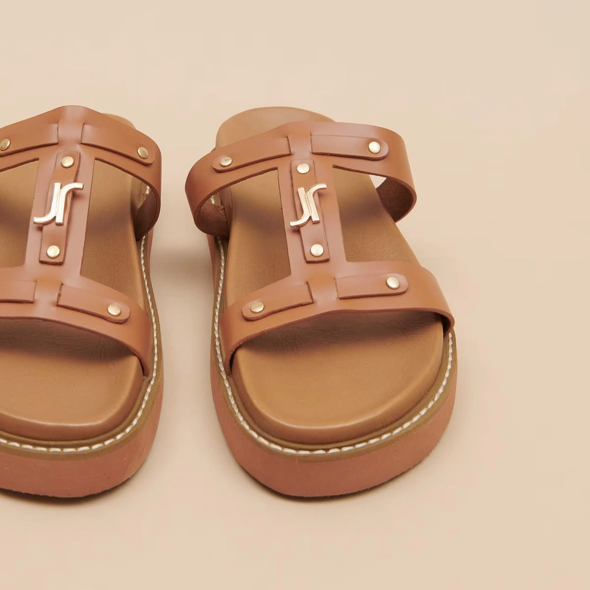585- Luana Cuir Glace Cognac Stylish Footwear