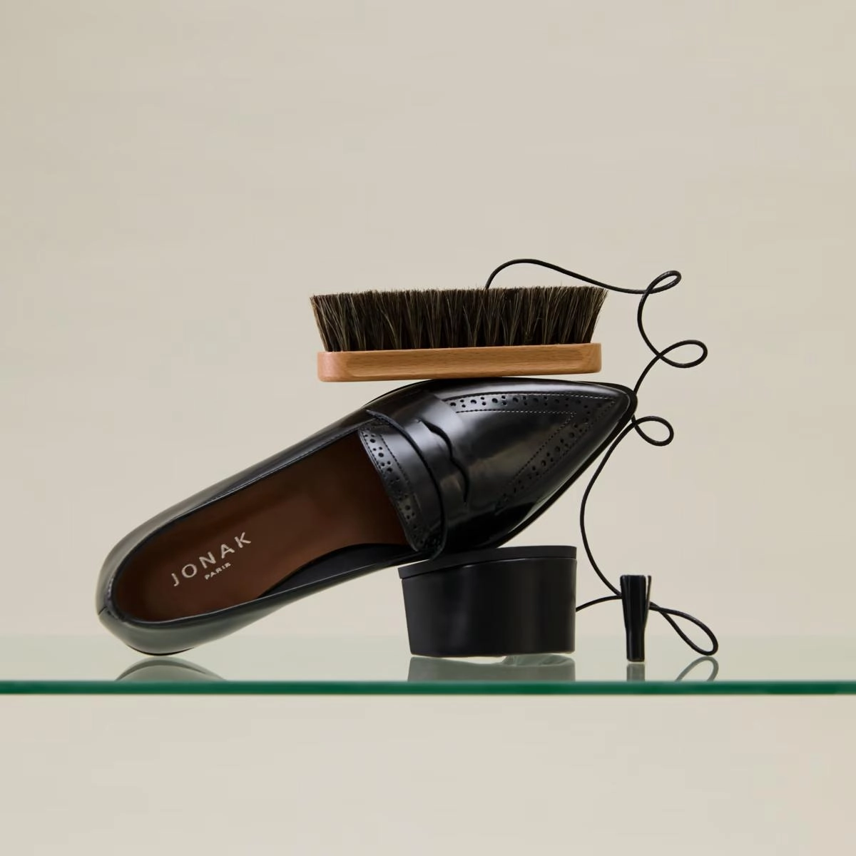 634- Brosse A Reluire Divers Jonak women's stylish shoes with modern design