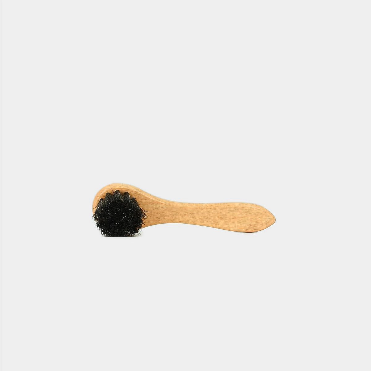 634- Brosse Palot Divers Stylish Footwear