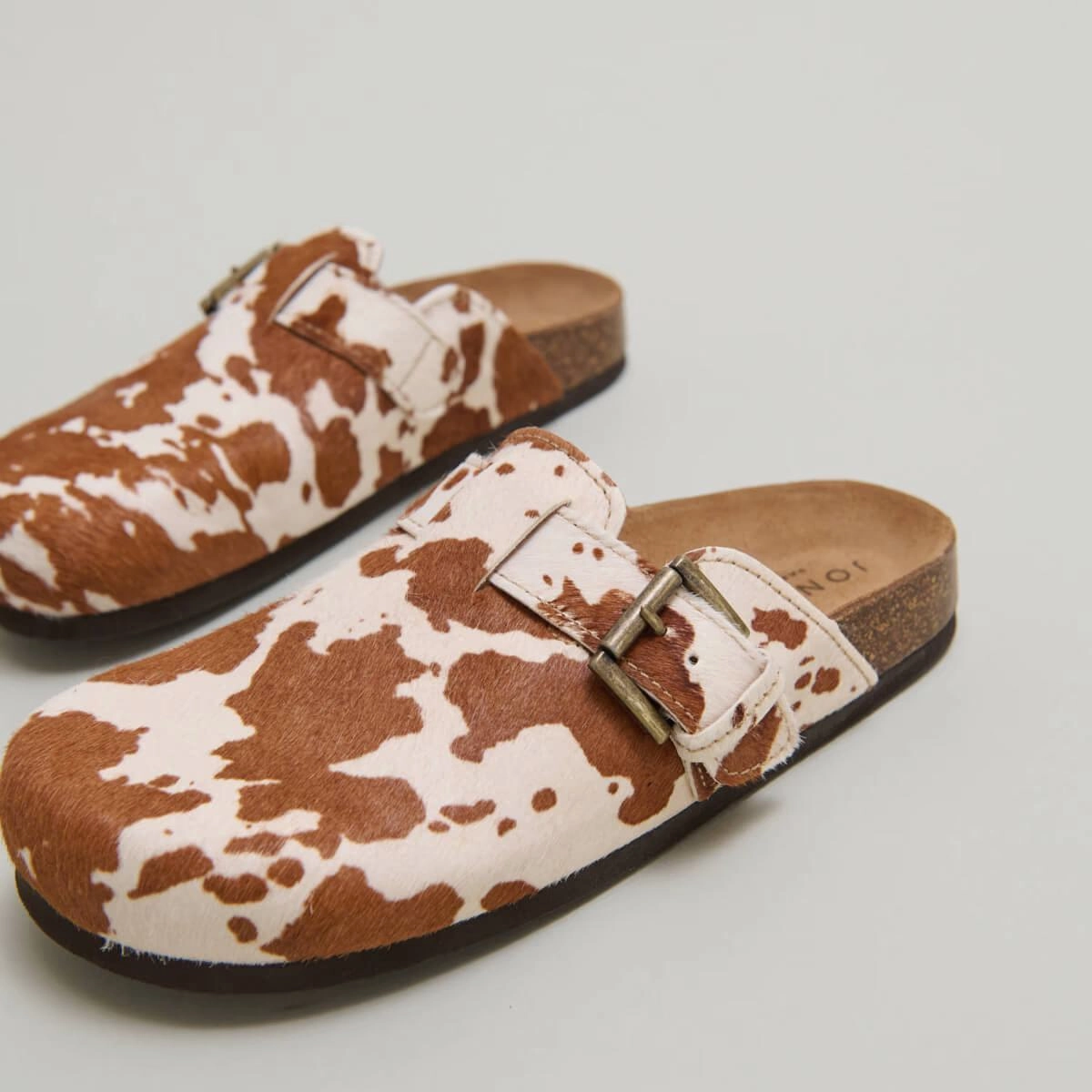 649- Munch Poulain Vache-Marron Stylish Footwear
