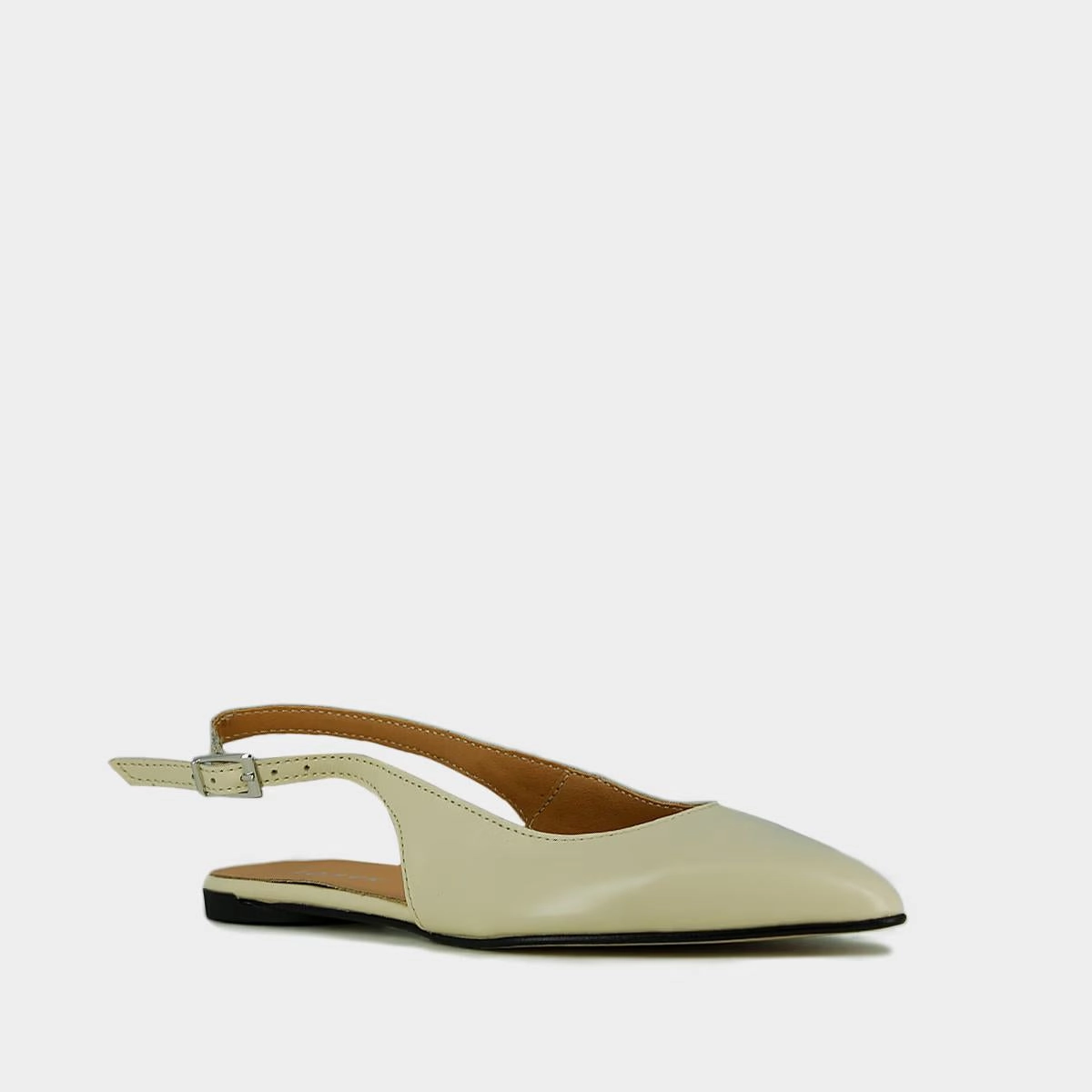655- Noa Vernis Plisse Ecru Stylish Footwear